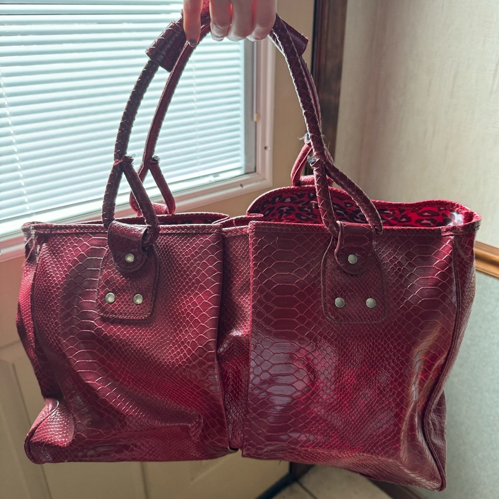 Elizabeth Arden Red Snake Print Tote Elizabeth Arden Red Snake Print Tote